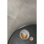 Виниловое покрытие Quick-Step Oro - Tiles Бетонная скала AVSTU40234 (4+1mm)