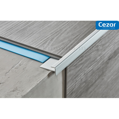 Профиль алюминиевый Cezar CL3LVT серебро LVT-SPC 3мм для ступени