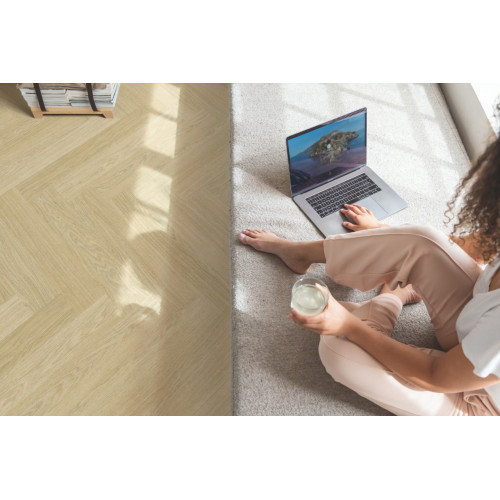 Виниловое покрытие Quick-Step Pristine Herringbone (ёлочка) Serene oak light natural SGHBC20331 (2,5 мм)
