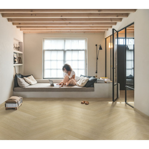 Виниловое покрытие Quick-Step Pristine Herringbone (ёлочка) Serene oak light natural SGHBC20331 (2,5 мм)