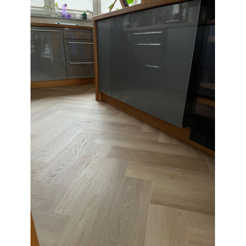Виниловое покрытие SPC CHECK Herringbone Prenzlau OAK 2074H