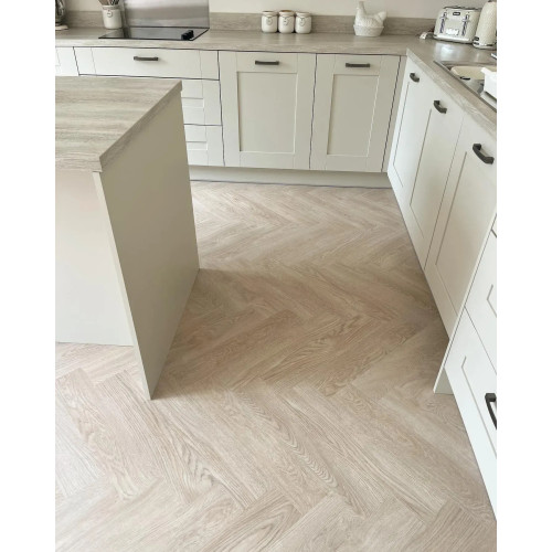 Виниловое покрытие LVT IVC Moods Chevron LAUREL OAK 51229 (2,5 мм)